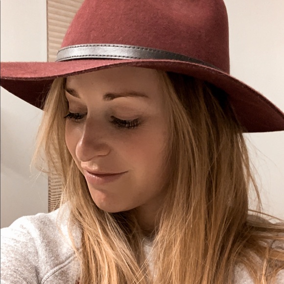 100% wool Wide brim burgundy hat - Picture 8 of 8